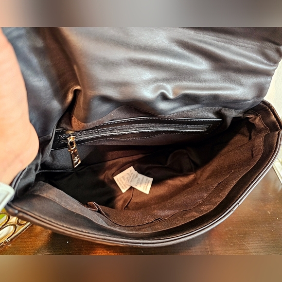 Badgley Mischka Black  Quilted Shoulder Bag. - Picture 8 of 8